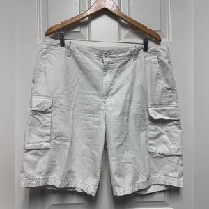 Mens Izod Cargo Khakis Size 38